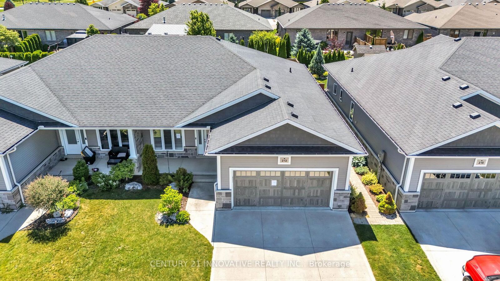 Property Photo: 212 Summerset Place ON N7L 0G4
