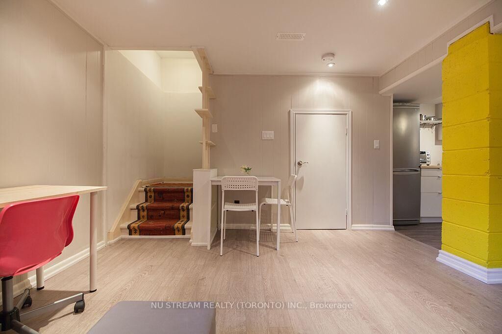 Property Photo:  56 Logandale Road Bsmt  ON M2N 4H4 