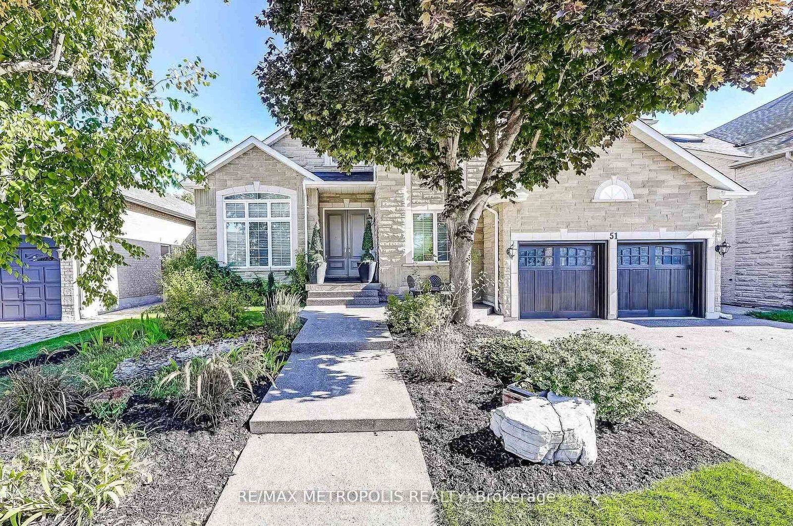 Property Photo: 51 Babak Boulevard ON L4L 9A5