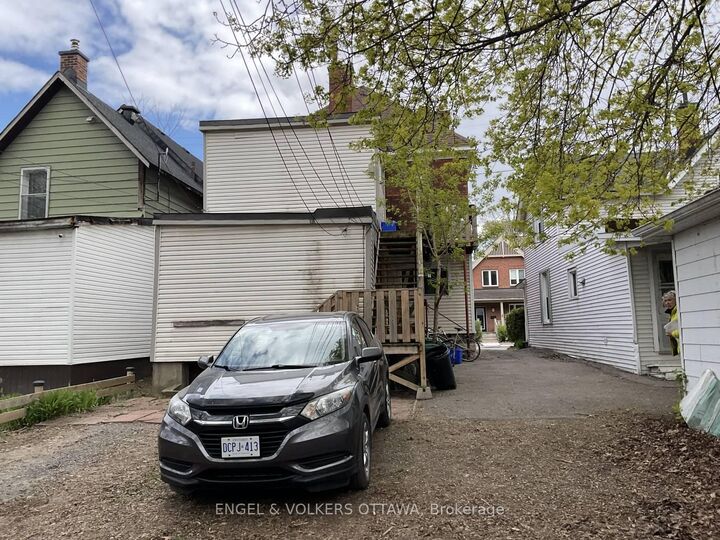 Property Photo: 85 Waverley Street E ON K2P 0V1