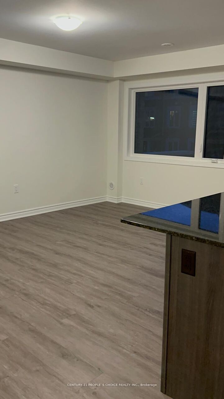 Property Photo: 3361 Thunderbird Promenade E ON L1X 0N1