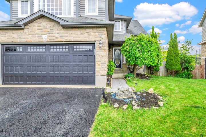 Property Photo: 29 Cameron Court ON L9W 5G8