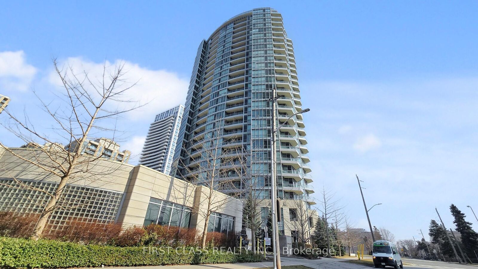 Property Photo: 18 Holmes Avenue 612 ON M2N 0E1