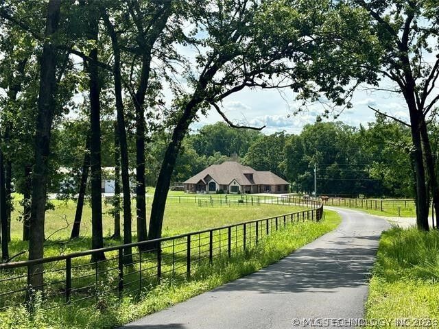 Property Photo:  60399 E 140th Road  OK 74343 