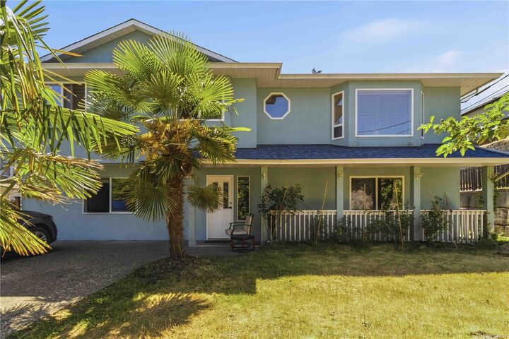 2594 Buckler Ave — photo 1