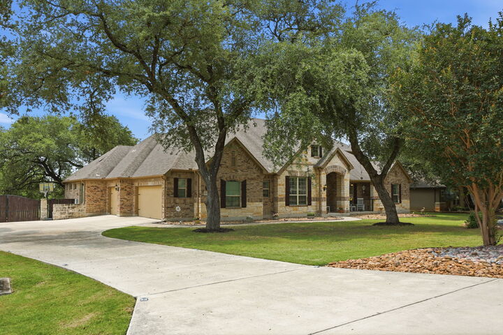 Property Photo:  563 Solms Forest  TX 78132 