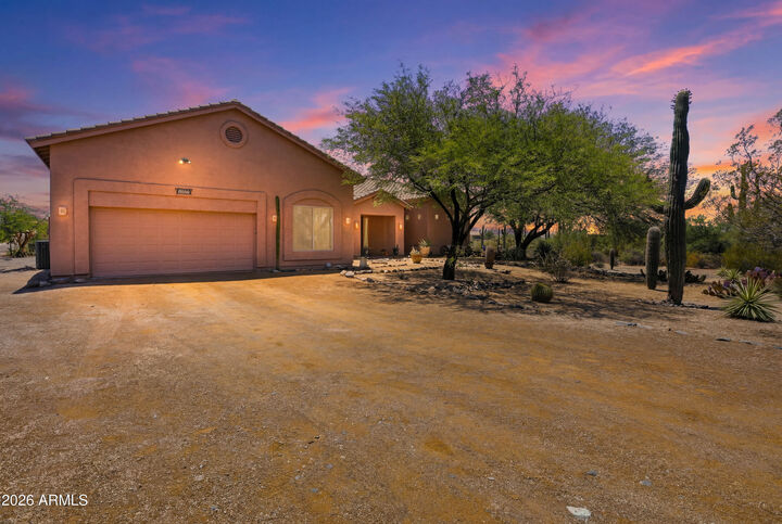 Property Photo: 41455 N Ironwood Bluff AZ 85331