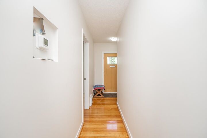 Property Photo: 916 Thirteenth Street BC V3M 4N1