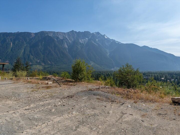 8214 Merlot Peak Drive — photo 1