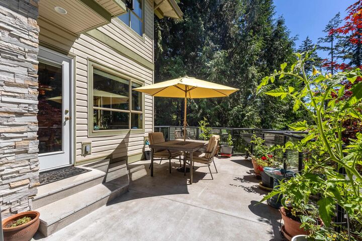 Property Photo: 5088 Parkview Road BC V0N 2H0