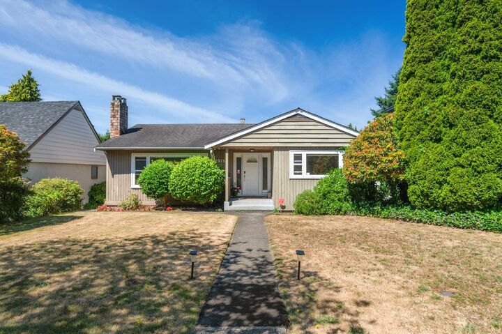 7375 Laburnum Street — photo 1