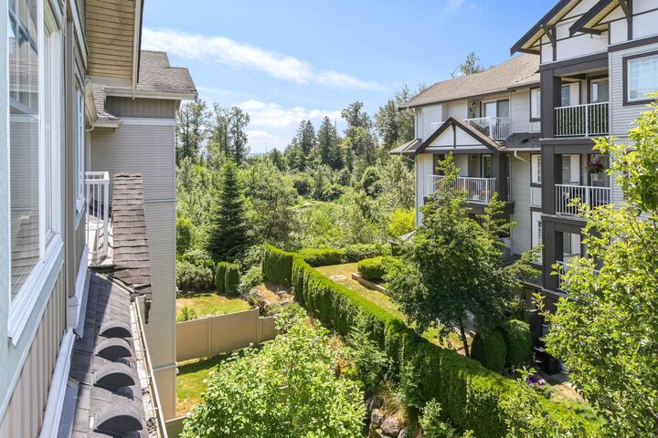 Photo de la propriété:  19366 65 Avenue 406  BC V4N 5S1 