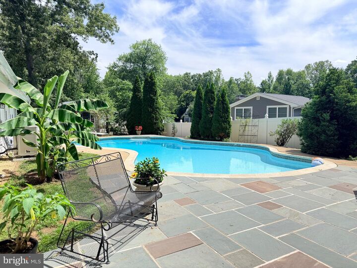 Property Photo:  8 Pond Circle  VA 22407 