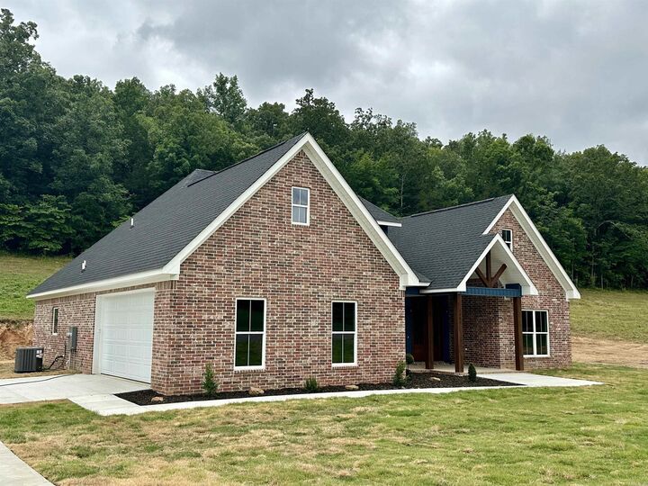 Property Photo:  2004 Holloway Street  AR 72110 