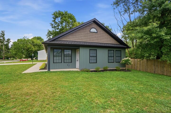 Property Photo:  4414 Dogwood Drive  OH 45103 