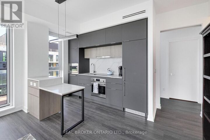 Property Photo: 185 Alberta Avenue 1207 ON M6C 0A5