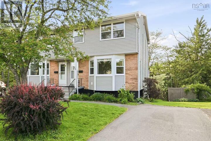 25 Dipper Crescent — photo 1