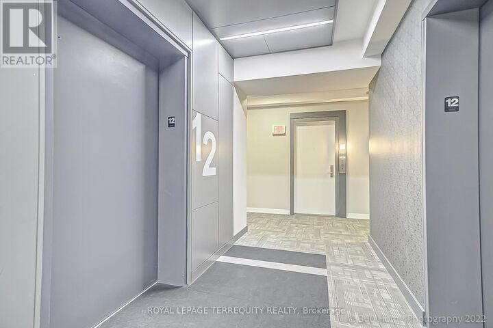 Property Photo:  318 Richmond Street West 1207  ON M5V 1X2 