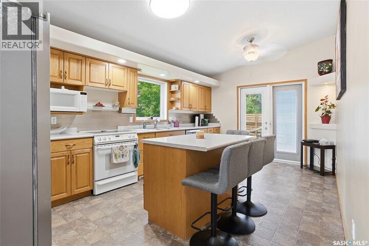 Property Photo:  130 Strumm Terrace  SK S7M 5V4 