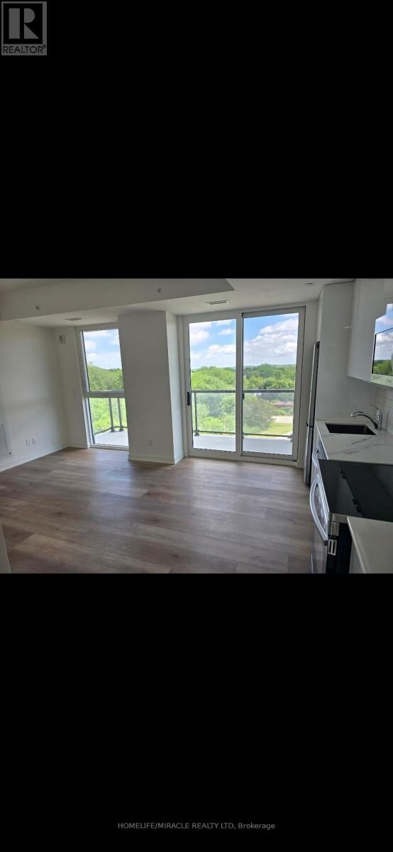 Property Photo: 33 Erie Avenue 808 ON N3S 0K7