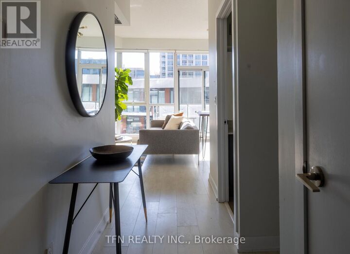 Property Photo: 50 Bruyeres Mews 726 ON M5V 0H8