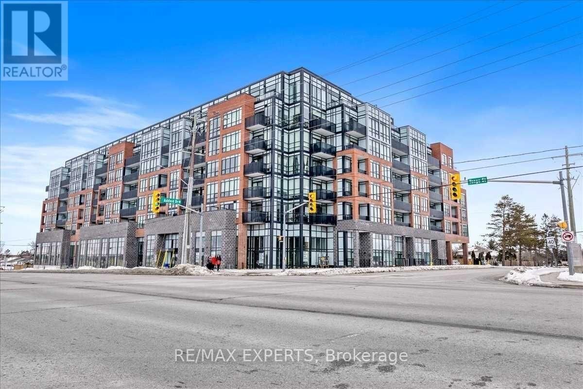 Property Photo:  681 Yonge Street 527  ON L4N 4E8 