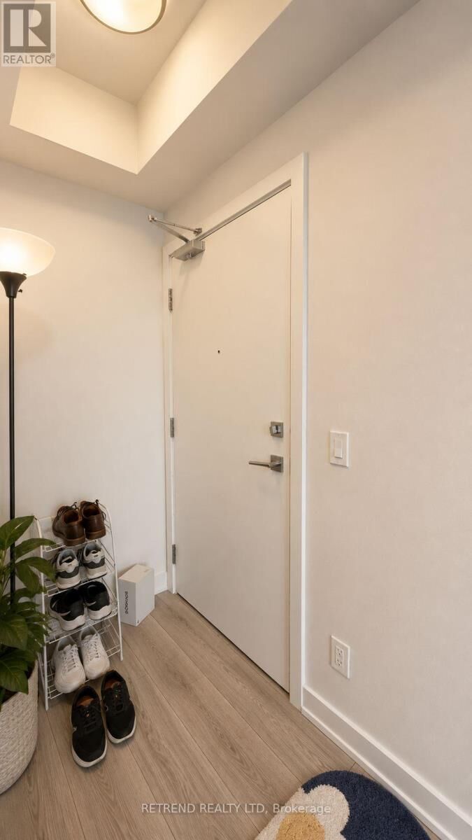 Property Photo:  15 Ellerslie Avenue 3003  ON M2N 0L7 