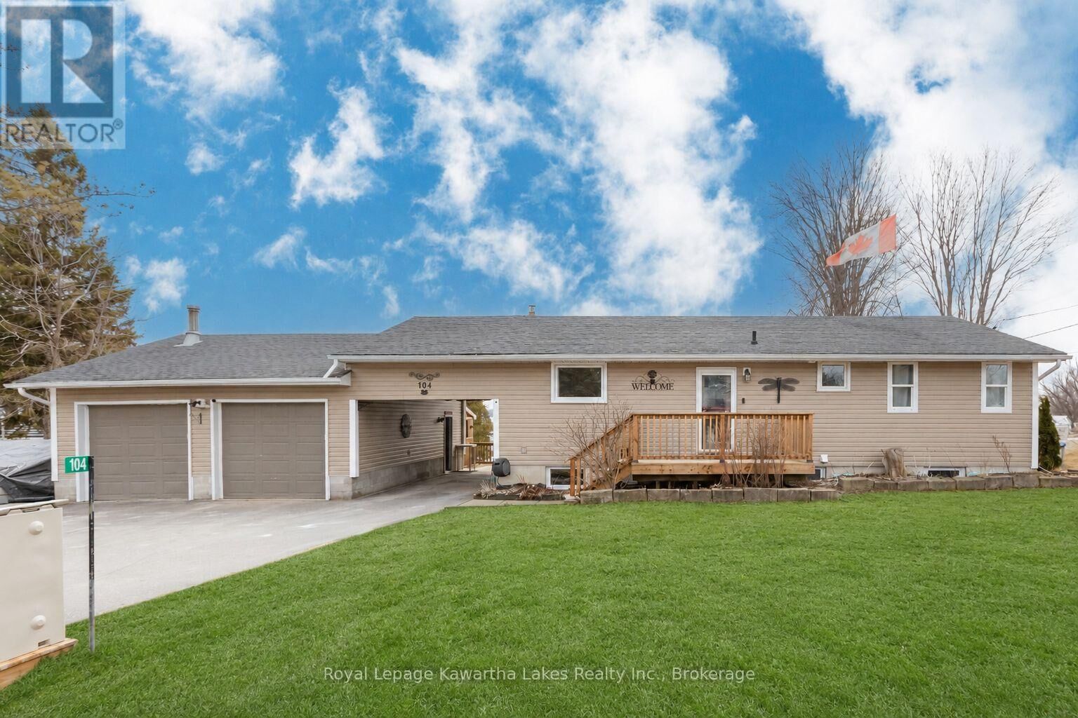 Property Photo:  104 Cameron Drive  ON K0M 1G0 