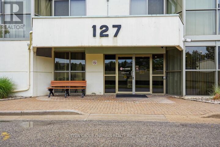 Property Photo:  127 Belmont Drive 403  ON N6J 4J7 