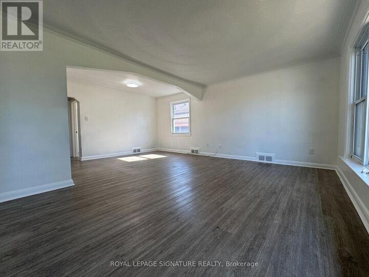 Property Photo: 130 Budea Crescent Main Fl ON M1R 4W1