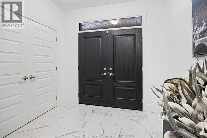 Property Photo:  116 Peters Street  ON N8M 0B1 