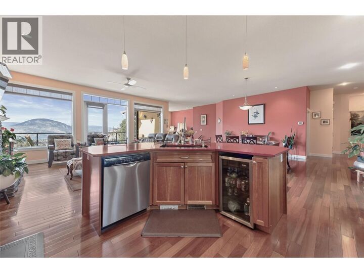 Property Photo: 1576 Holden Road BC V2A 8M9