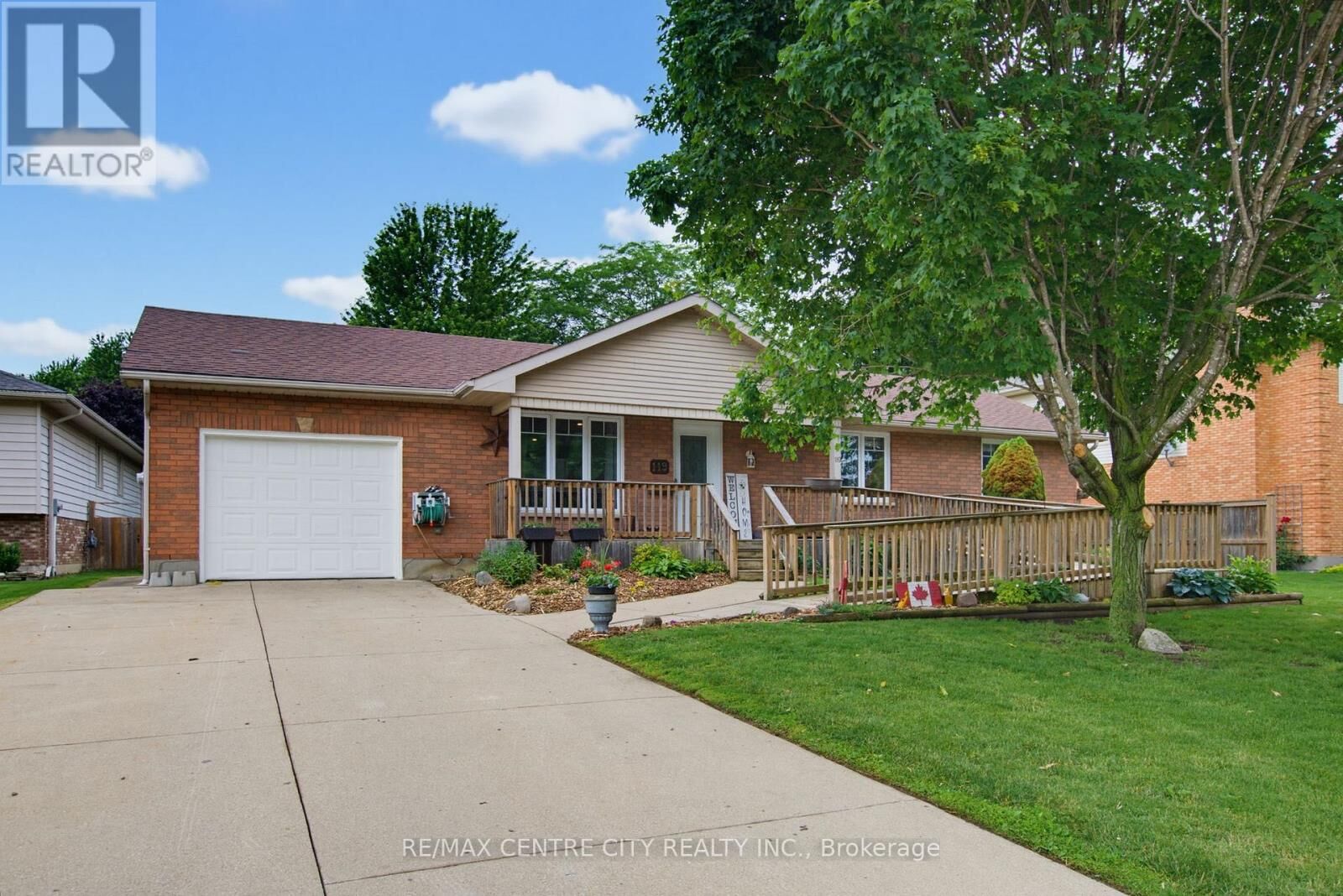 Property Photo:  119 Anderson Avenue  ON N0L 1M0 