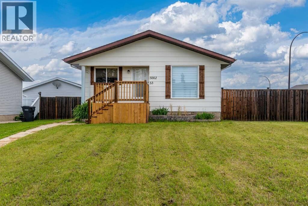 Property Photo:  5002 53 Avenue  AB T0B 2P0 