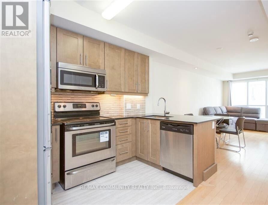 Property Photo: 242 Rideau Street 2507 ON K1N 0B7