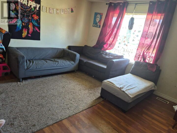 Property Photo: 6 Copernicus Dr ON P6A 6H2