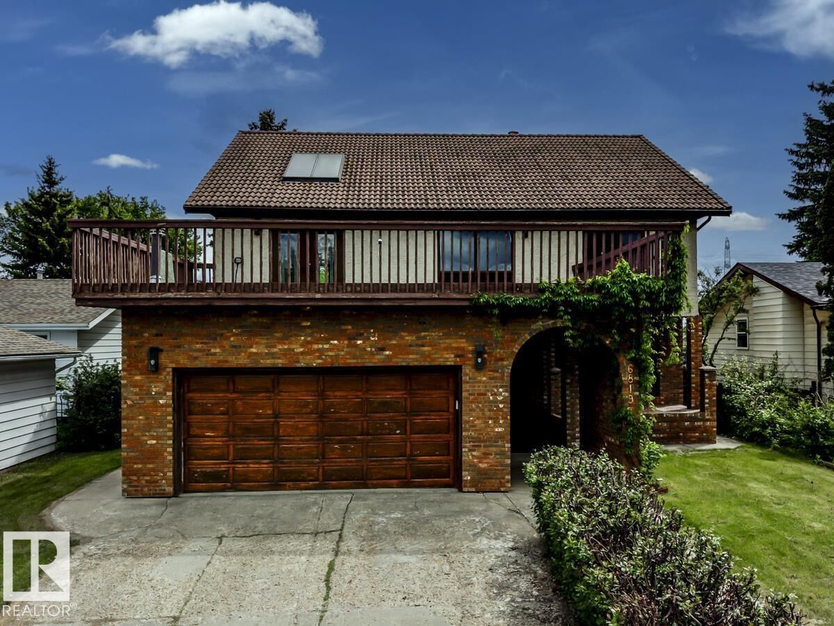 Property Photo: 6819 10 Av NW AB T6K 2T9