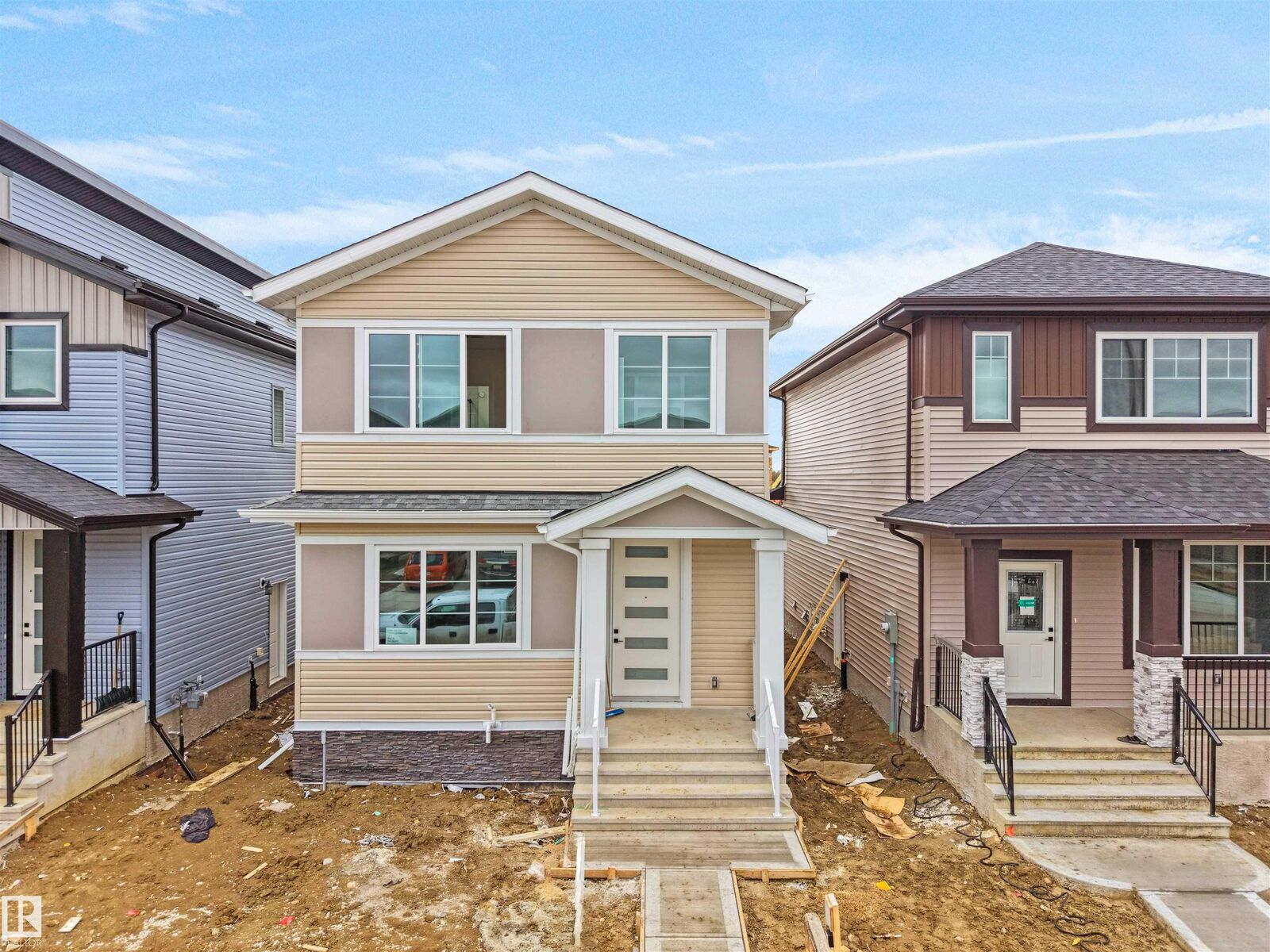 Property Photo:  332 Roberts Wynd  AB T9E 1P9 