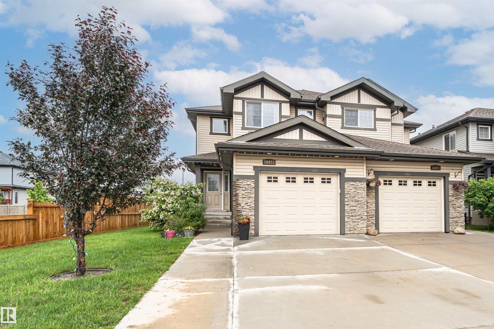 Property Photo:  16423 134 Street NW  AB T6V 0G5 