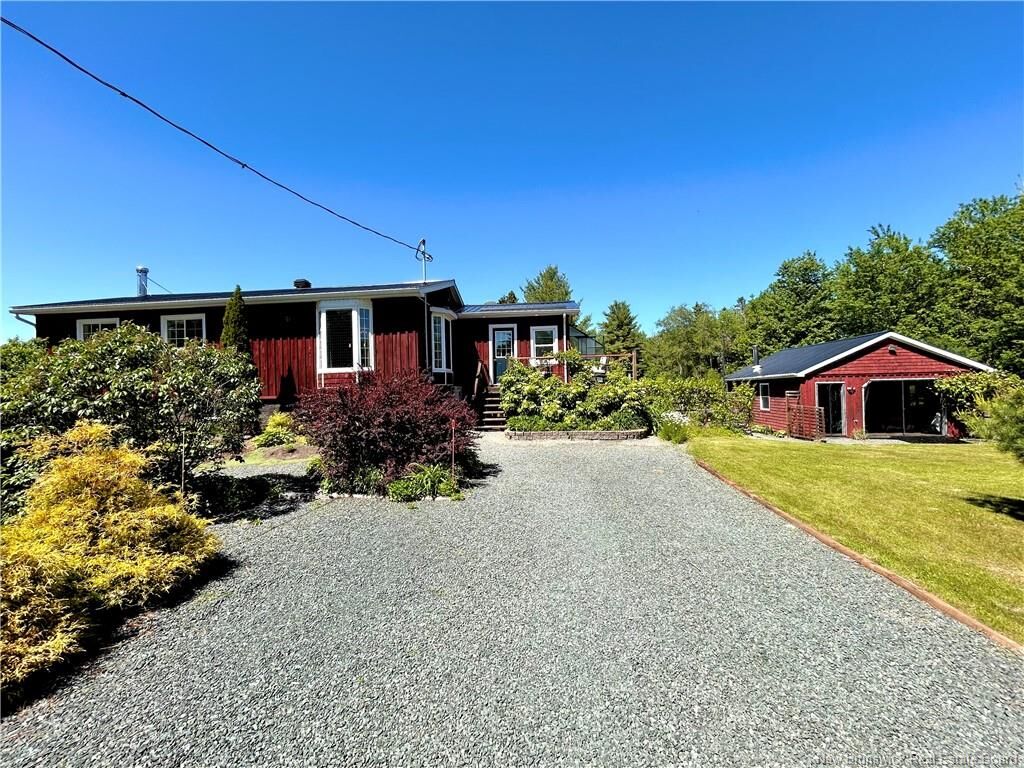 Property Photo: 302 Hardwicke Road NB E4T 0B1