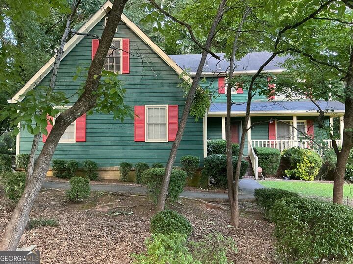 Property Photo: 1454 Albans Court GA 30058