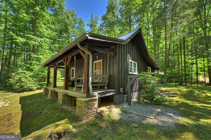 Property Photo: 280 Serenity Place GA 30540