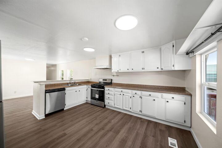 Property Photo:  562 Eastwood Drive  CO 81504 