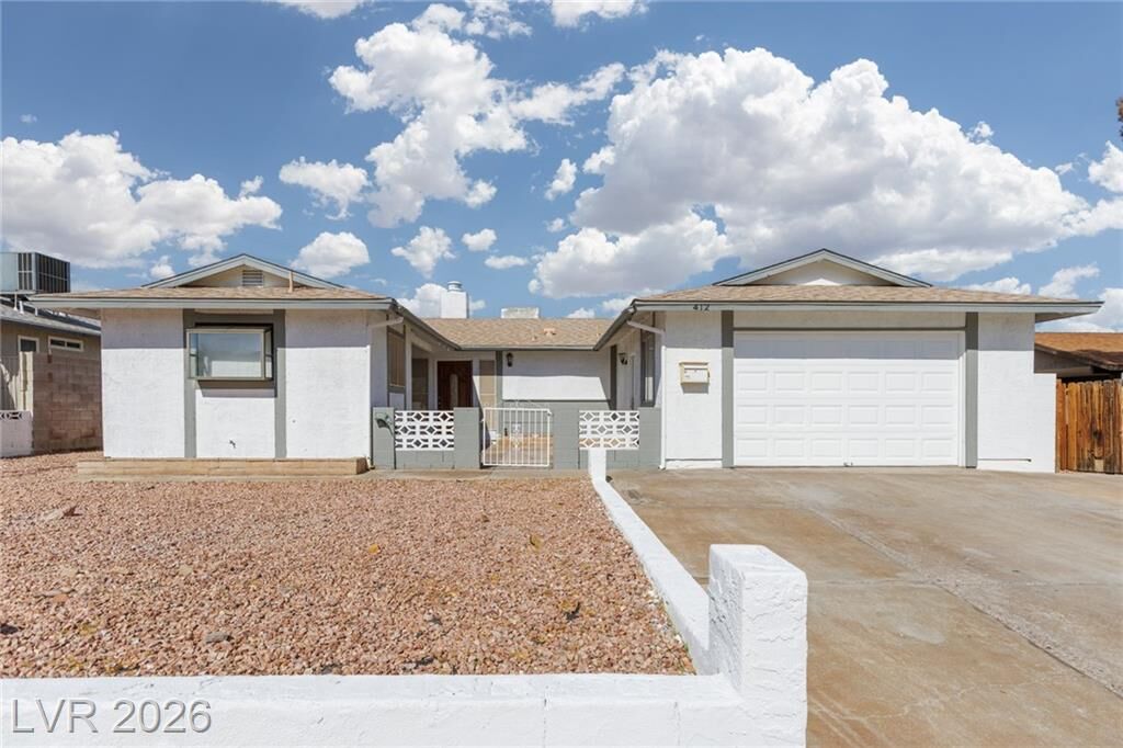 Property Photo: 412 Box Elder Way NV 89015