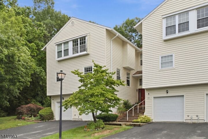 Property Photo:  45 Rhea Run  NJ 07860 