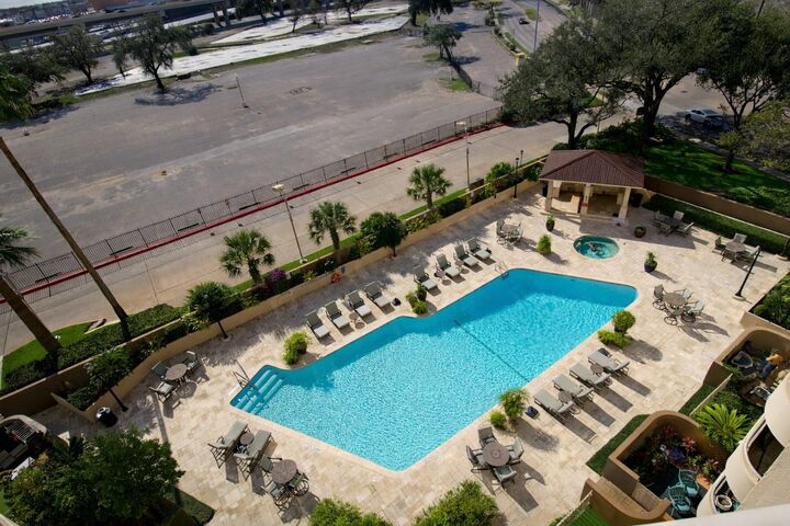 Property Photo:  3525 Sage Road 718  TX 77056 