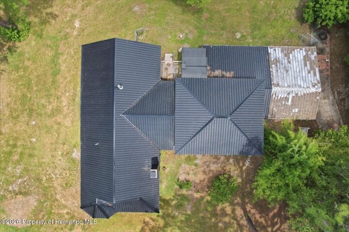 Property Photo:  1019 S Mildred Avenue  FL 34601 