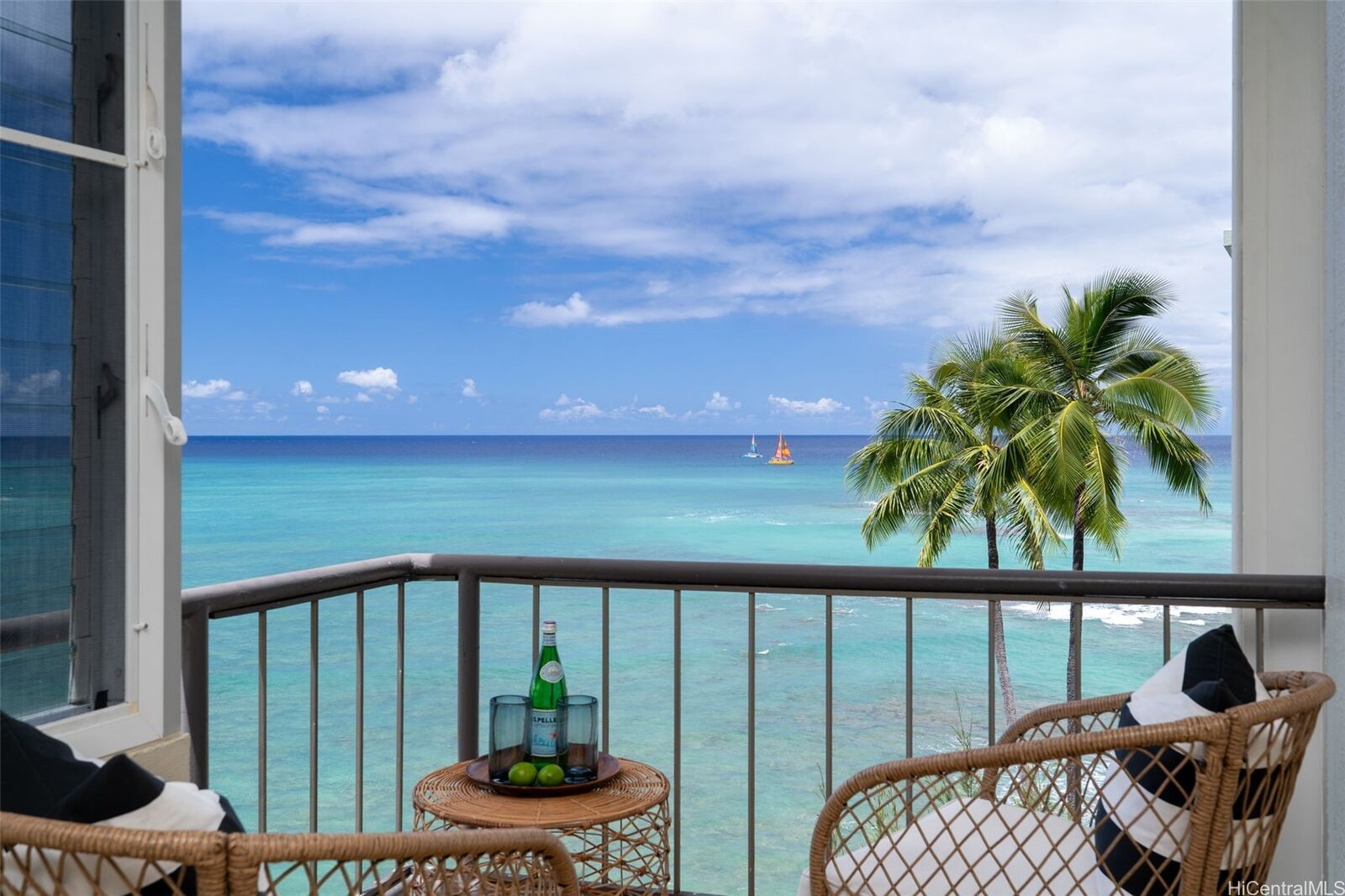 Property Photo:  2943 Kalakaua Avenue 707  HI 96815 