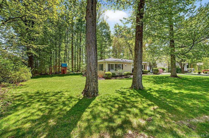 Property Photo:  2864 Hedwig Drive  NY 10598 