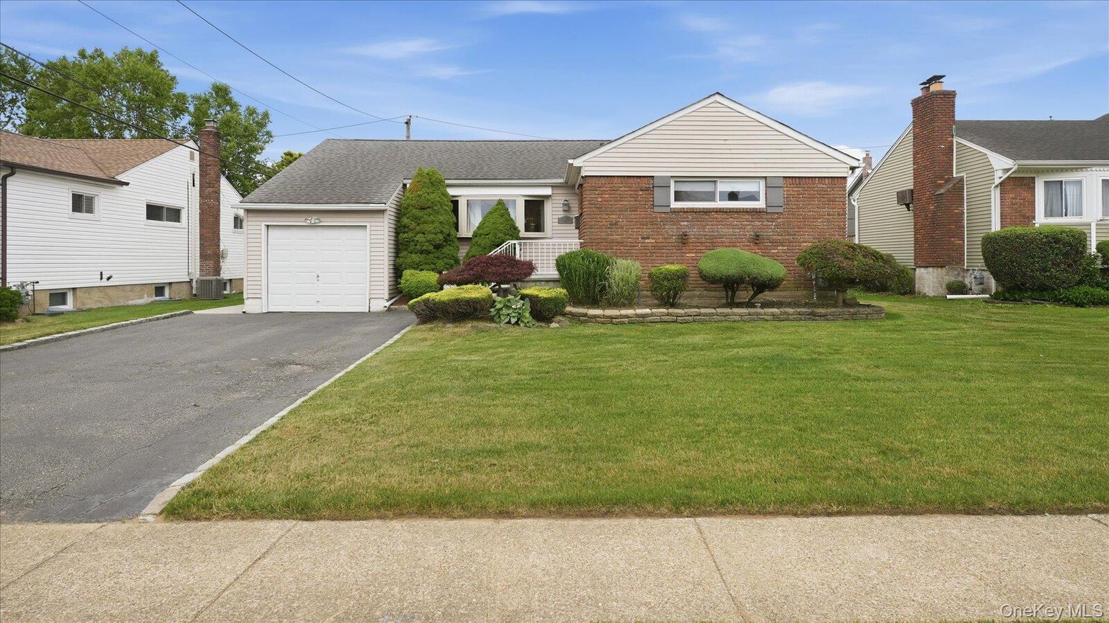 Property Photo:  45 Margaret Road  NY 11758 
